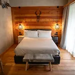 Au Petit - Ecohotel Parc & 5*