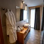 Au Petit - Ecohotel Parc & Hotel 5*