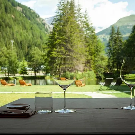 Au Petit - Ecohotel Parc & 5* Камполук