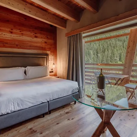 Au Petit - Ecohotel Parc & 샴폴루크