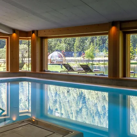 Au Petit - Ecohotel Parc&spa 5*
