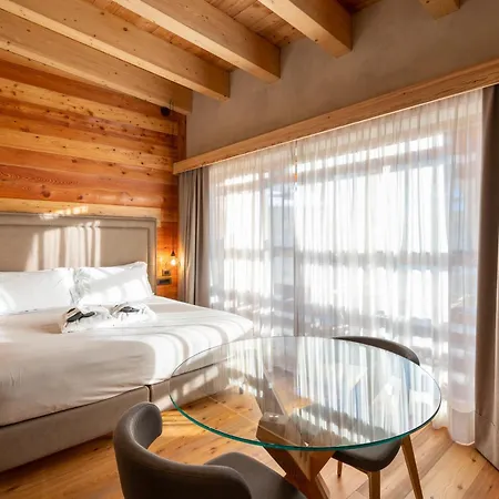 Au Petit - Ecohotel Parc&spa 5*