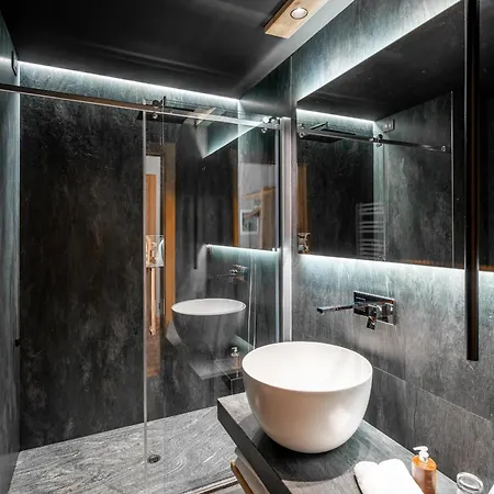 Au Petit - Ecohotel Parc&spa 5*