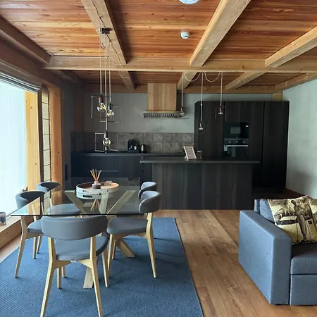 Au Petit - Ecohotel Parc & Отель