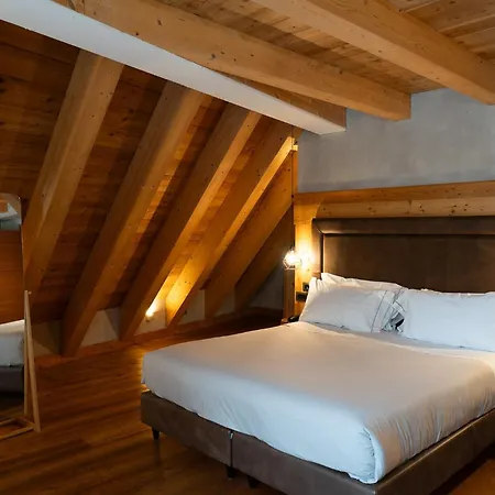 Au Petit - Ecohotel Parc & Отель 5*