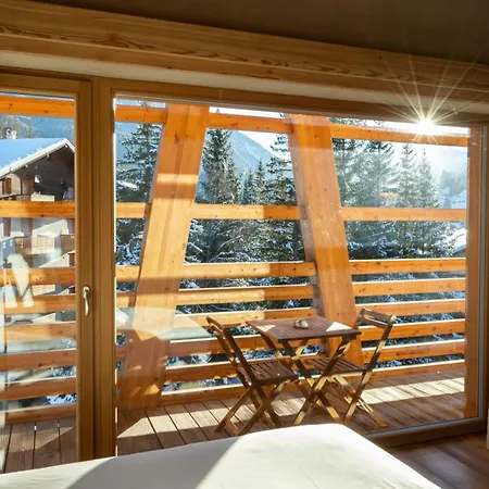 Отель Au Petit - Ecohotel Parc & Камполук