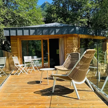 Au Petit - Ecohotel Parc & 5*