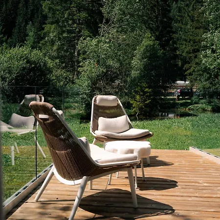 Au Petit - Ecohotel Parc &