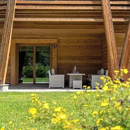Au Petit - Ecohotel Parc & 5*