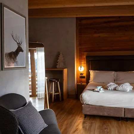 Au Petit - Ecohotel Parc & 호텔 5*