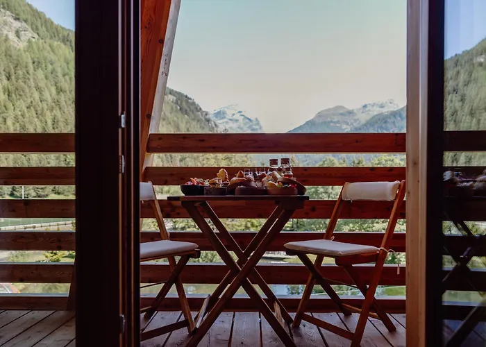 Hotel Au Petit - Ecohotel Parc & Champoluc