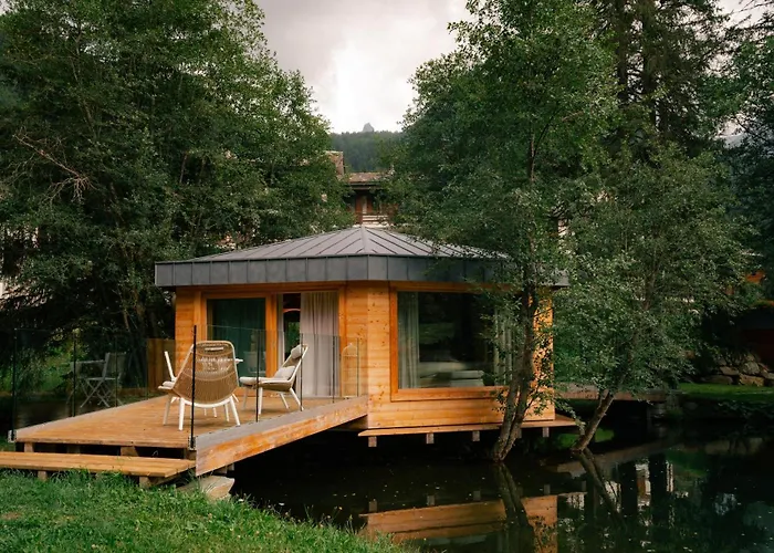 Au Petit - Ecohotel Parc & 5*